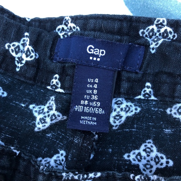 Gap Linen Shorts - Picture 4 of 6